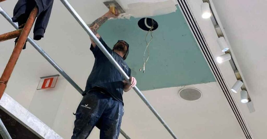 El impacto de una reforma bien hecha en una tienda de ropa 2 local comercial