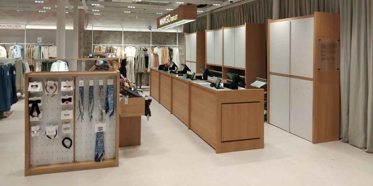 Interiorismo comercial Mango Outlet